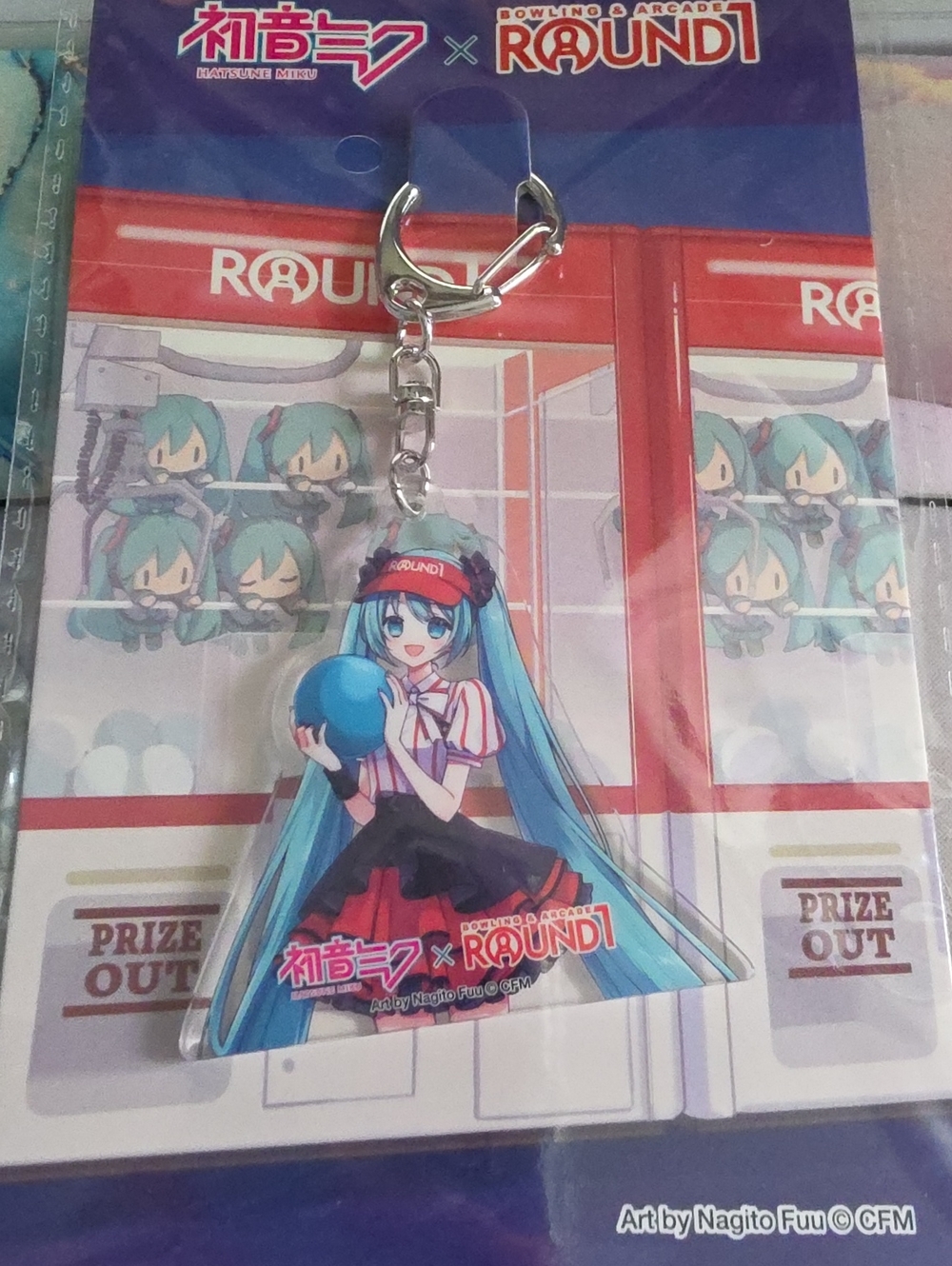 Hatsune Miku x Round1 Bowling Acrylic Keychain - Teal & Red